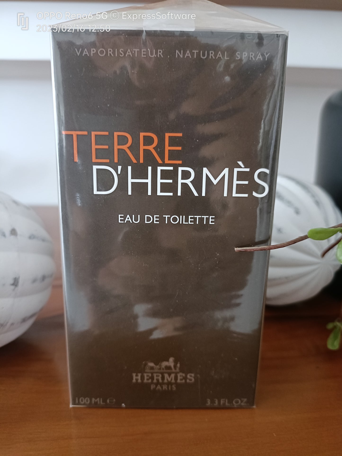 Terre D'Hermes by Hermes 100 ml Eau de Toilette Spray for Men. New Sealed Box 100 % original